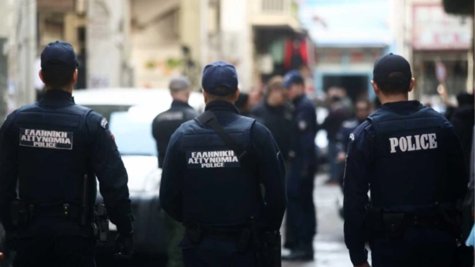 Θήβα: Πέντε τραυματίες από ανταλλαγή πυροβολισμών σε καταυλισμό Ρομά - Τρεις συλλήψεις